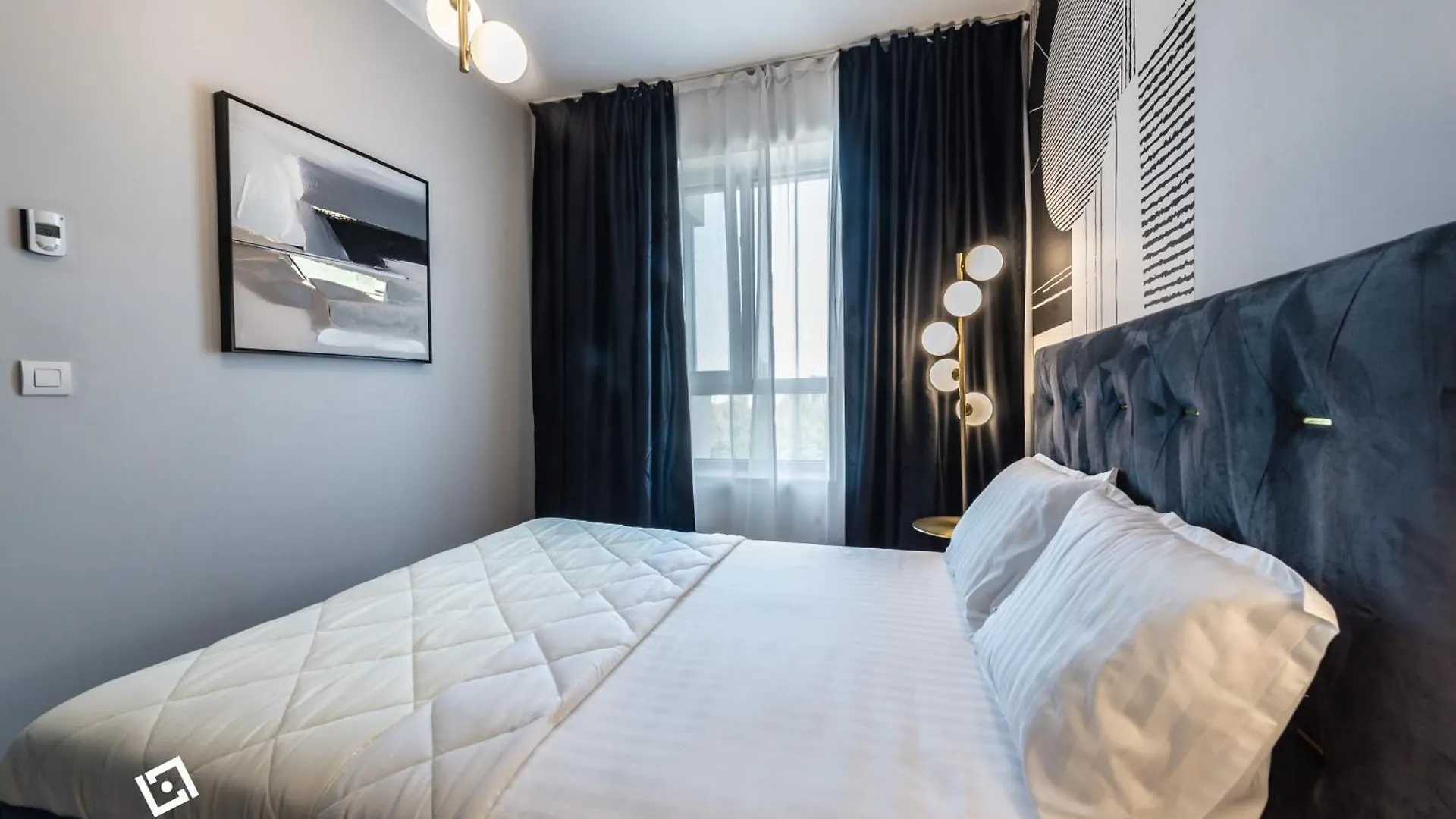 Luxury Residence With Terrace And View Bucarest