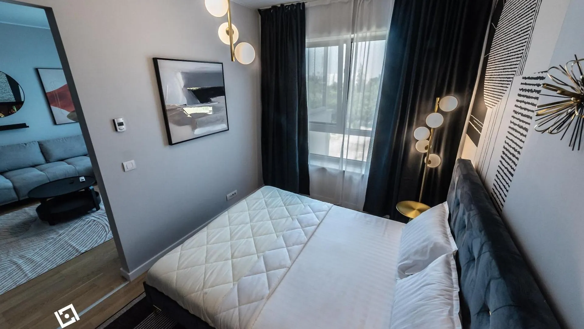 Luxury Residence With Terrace And View Bucarest Rumanía
